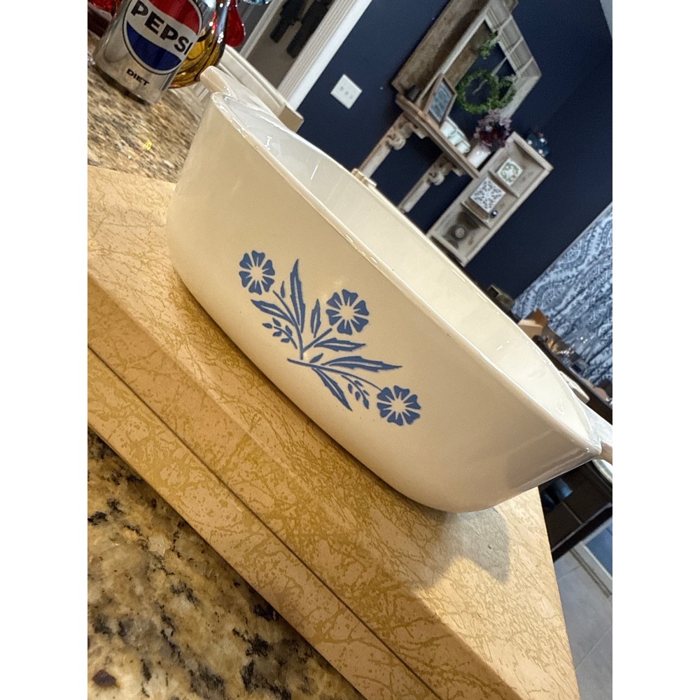 Vintage Corning Ware Blue Cornflower 1 Qt Square Casserole Dish P-1-B USA